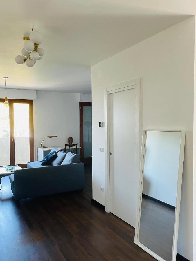 Ferienwohnung Attico Vista E Fronte Mare Zaffiroblu Con Posto Auto Montesilvano Marina Exterior foto